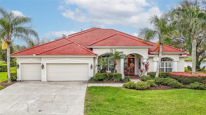 18002 Forest Retreat Lane  Tampa FL 33647 photo