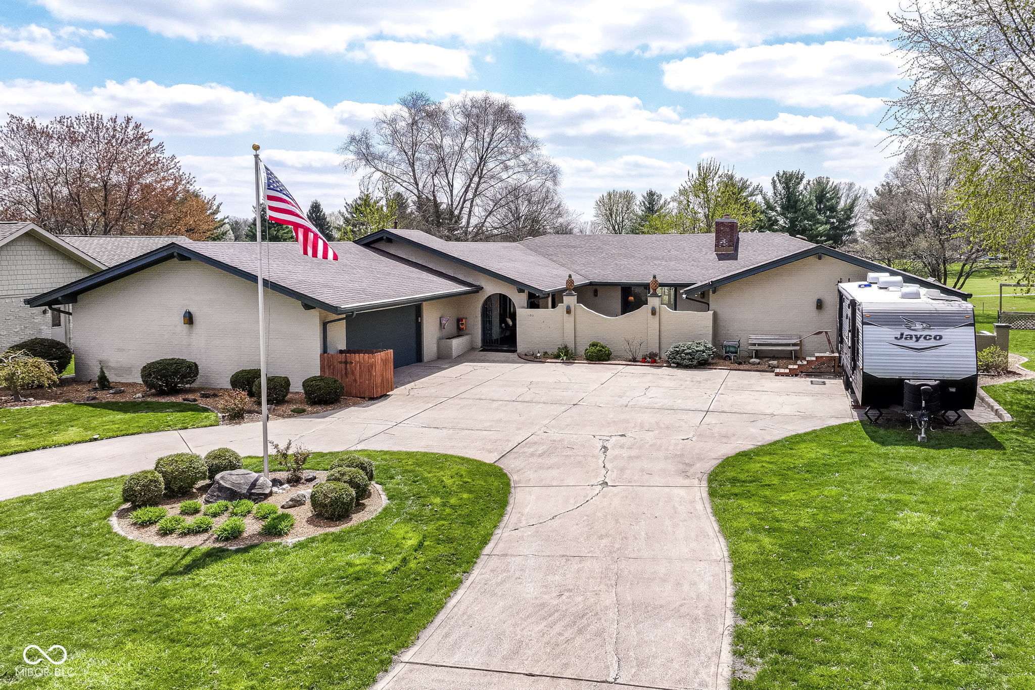Property Photo: 1153 Diablo Road IN 46143