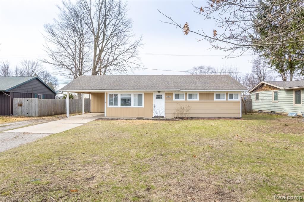 Property Photo: 2353 Riverside Drive MI 48060 2693