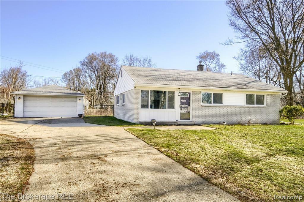 4912 Sundale Drive  Clarkston MI 48346 3693 photo