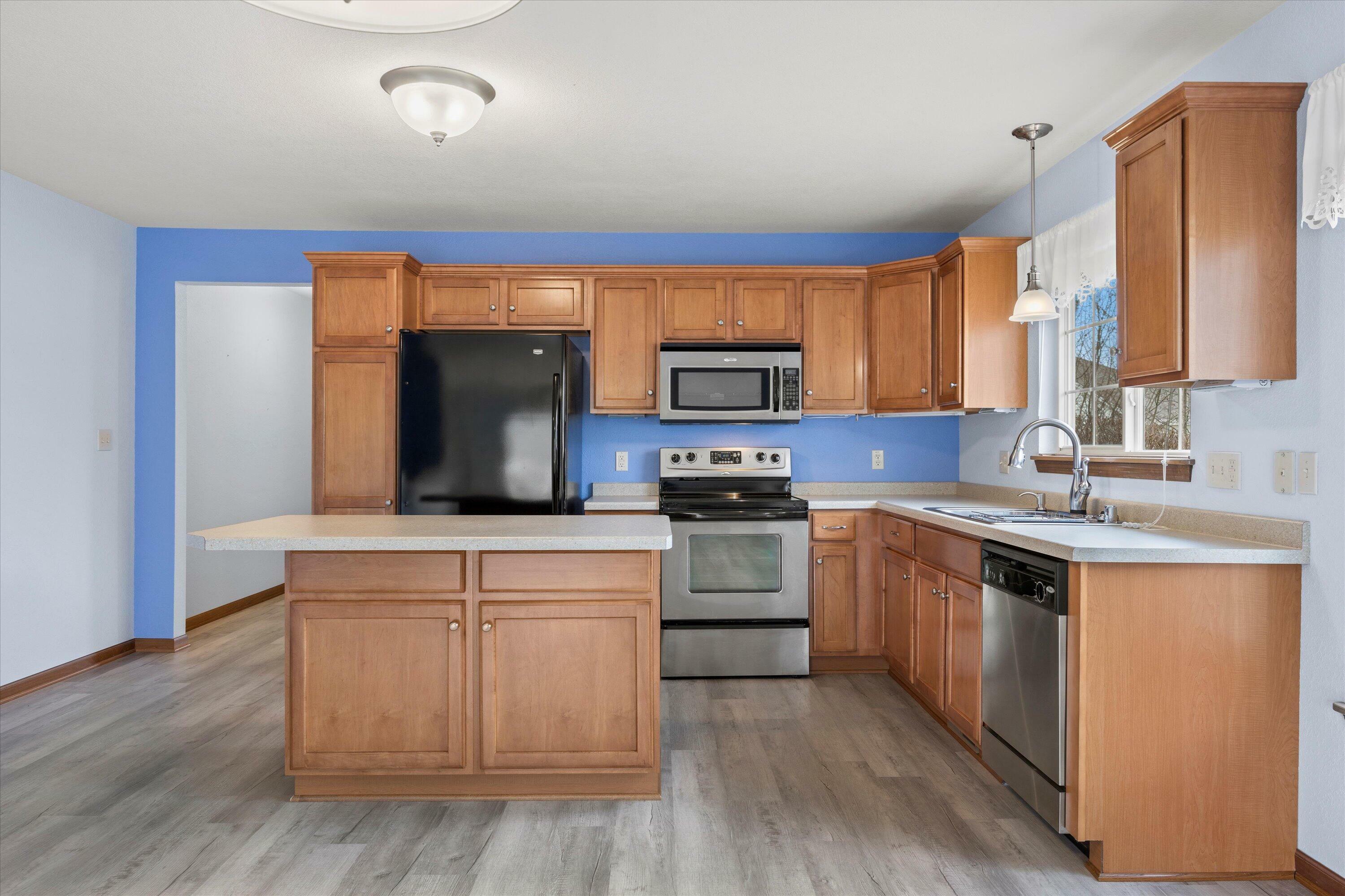 Property Photo: 855 Sweetbriar Dr WI 53121