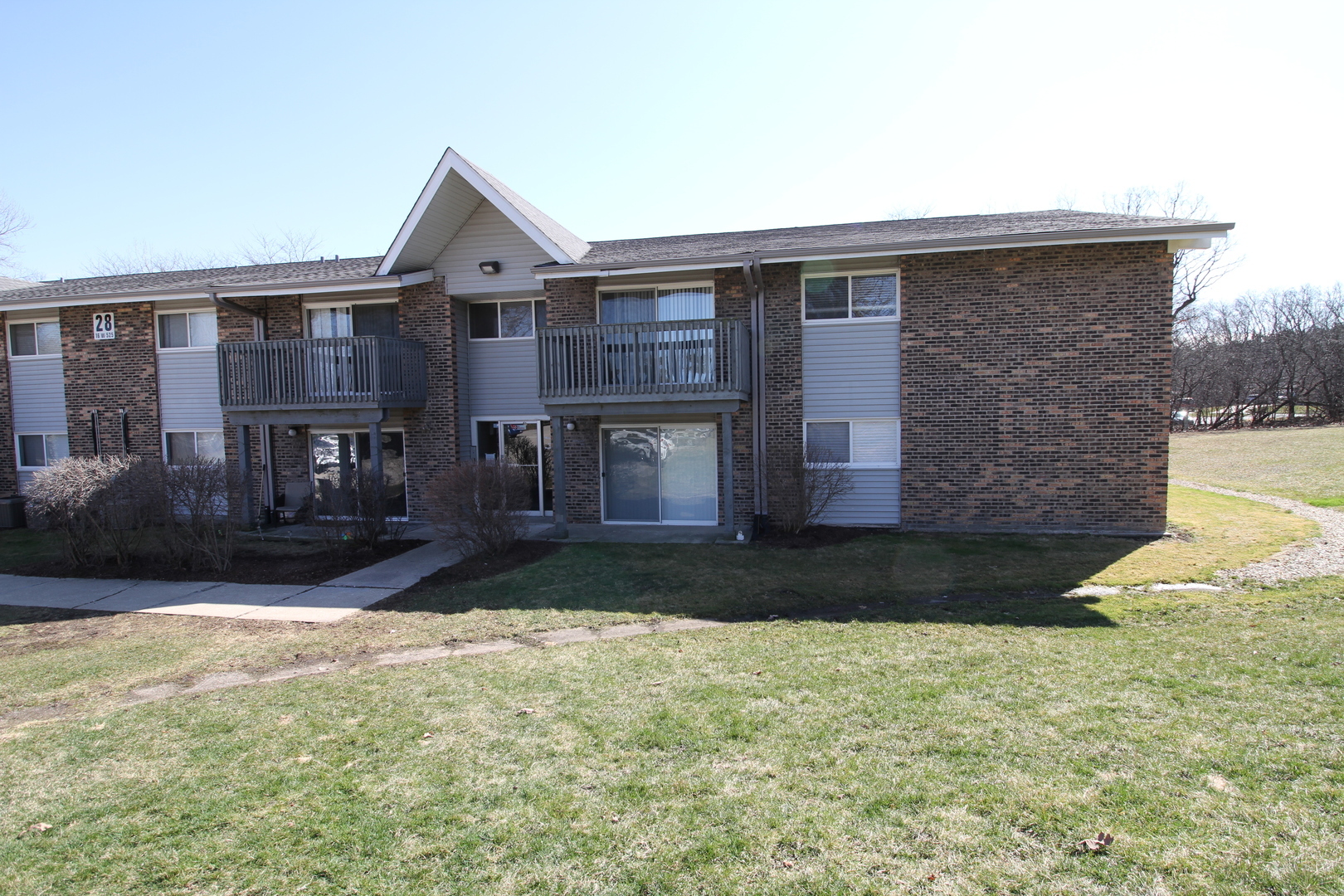 Property Photo: 16W525 Mockingbird Lane 102 IL 60527
