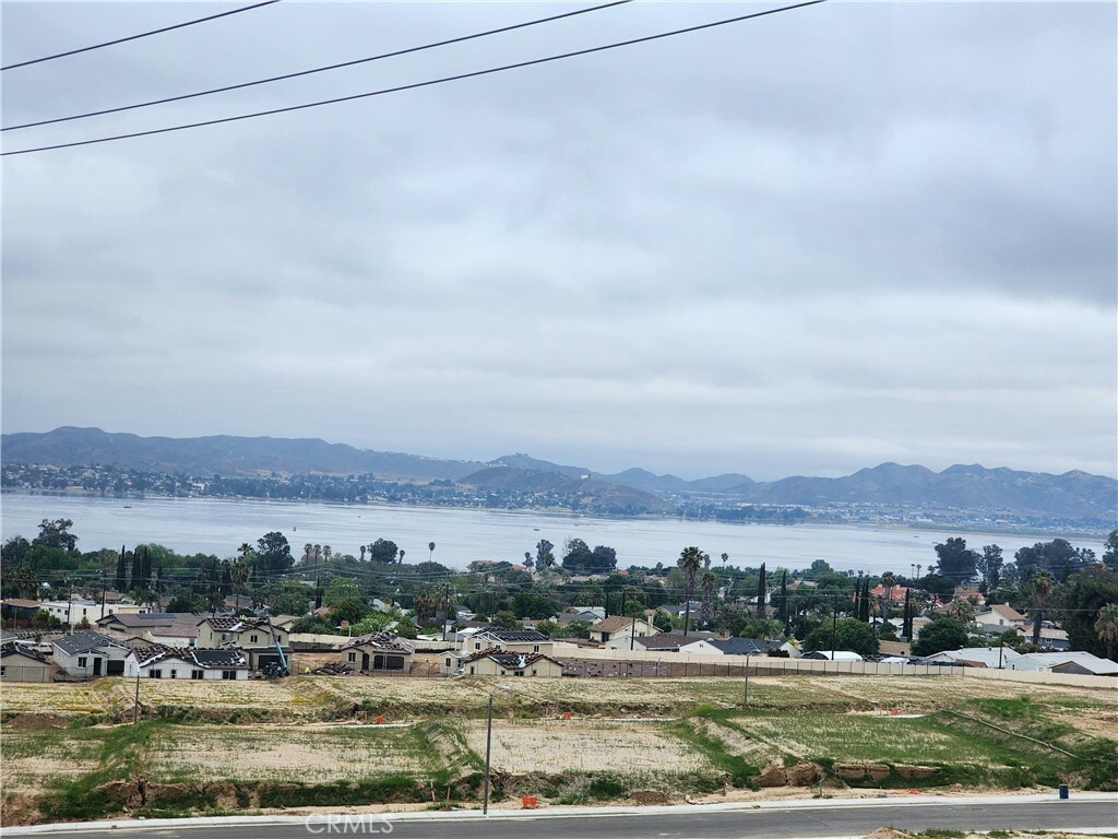 Property Photo:  30 Lakeview  CA 92530 