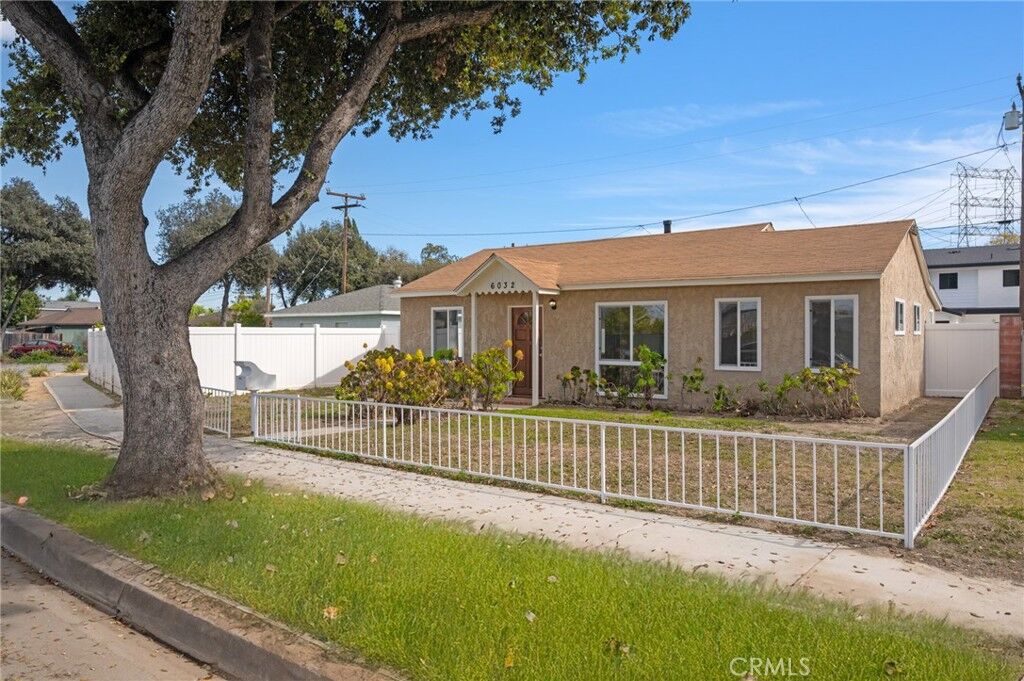Property Photo:  6032 Camerino Street  CA 90713 