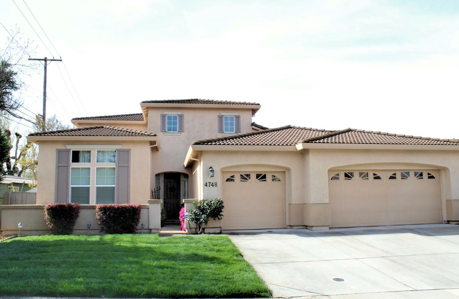 Property Photo: 4748 Salem Way CA 95608