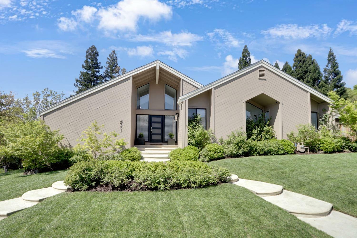 Property Photo: 4551 Oxbow Ridge Place CA 95628
