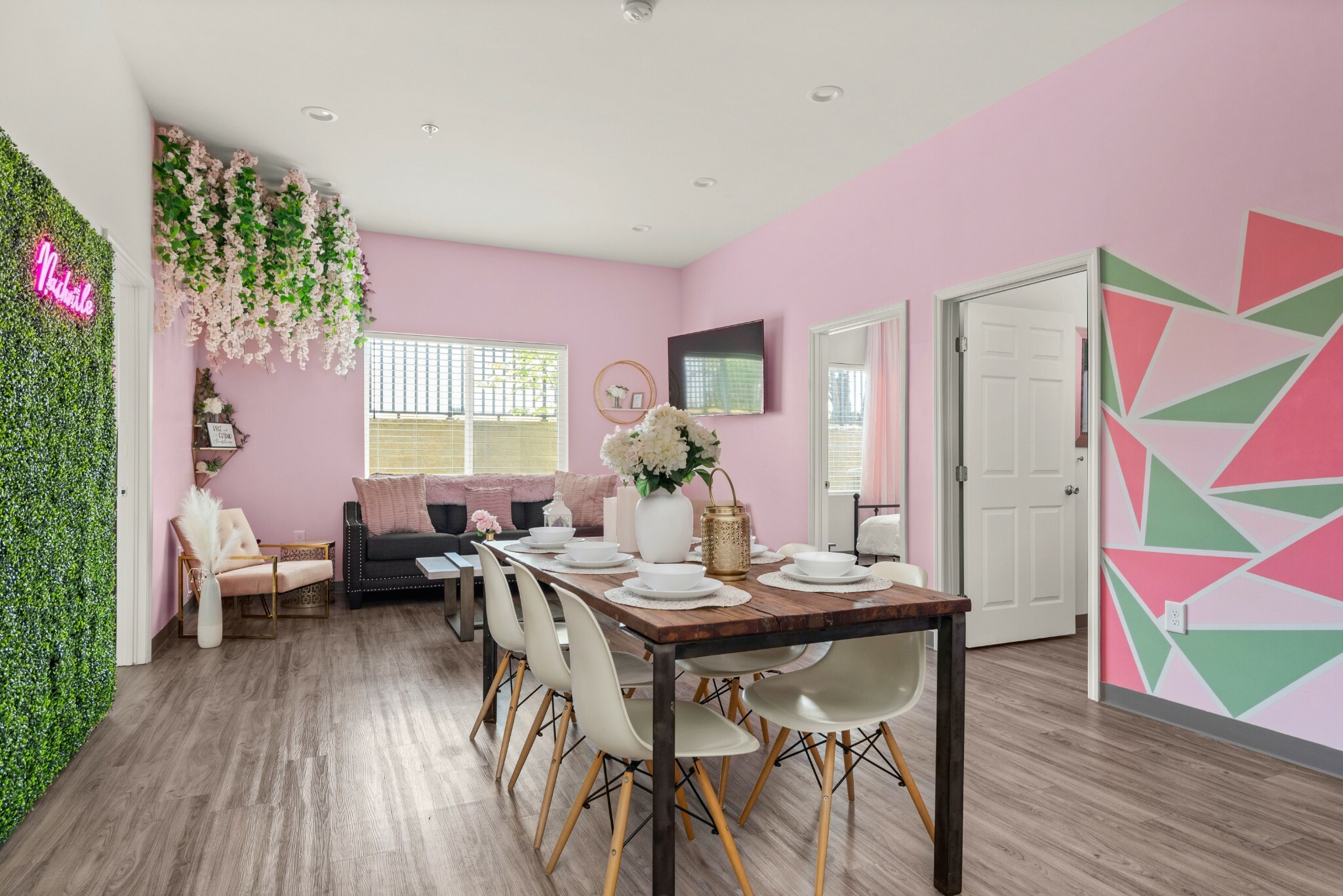 Property Photo: 941 Main St 105 TN 37206