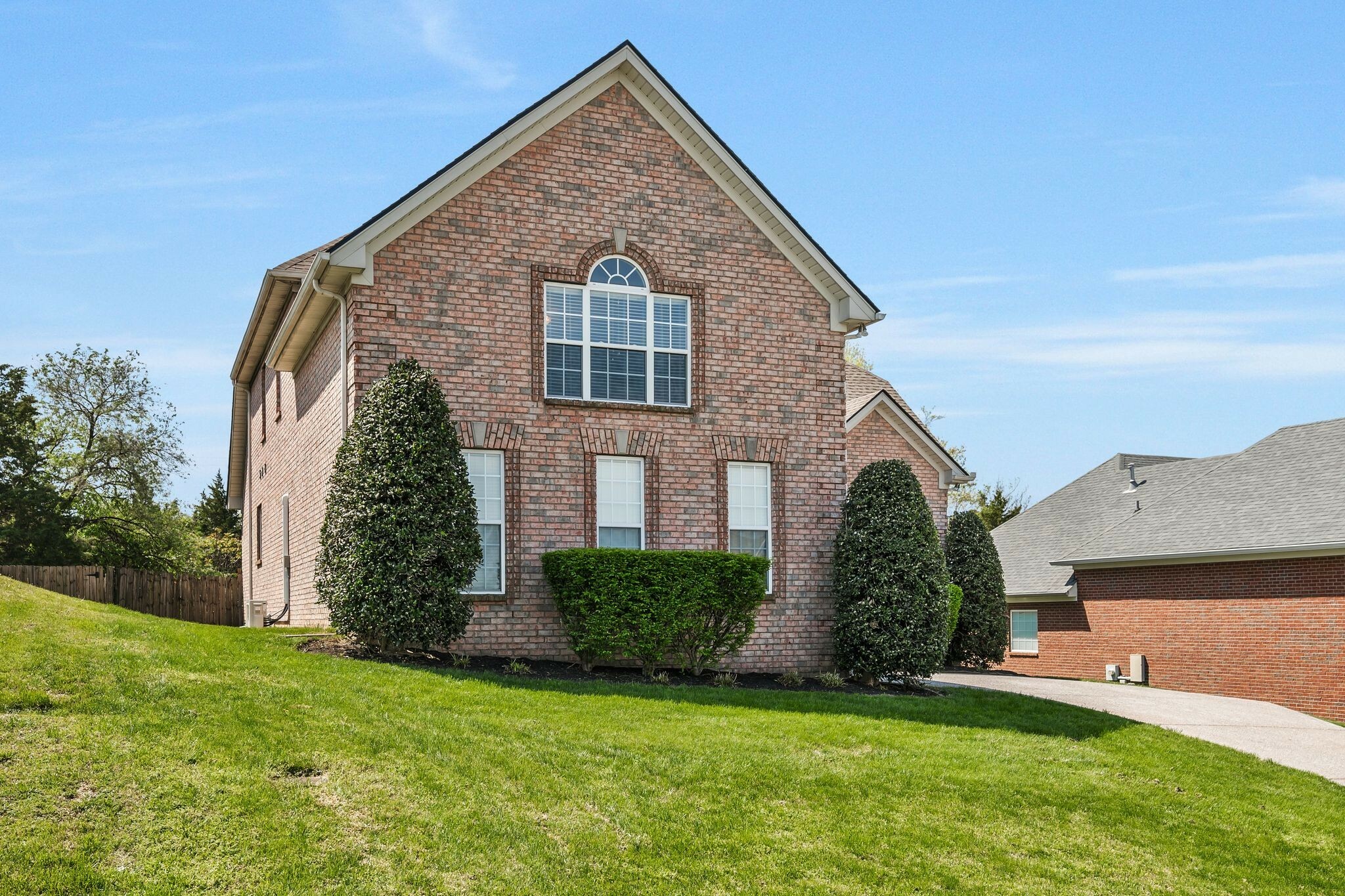 Property Photo: 5616 Cedar Rock Dr TN 37211