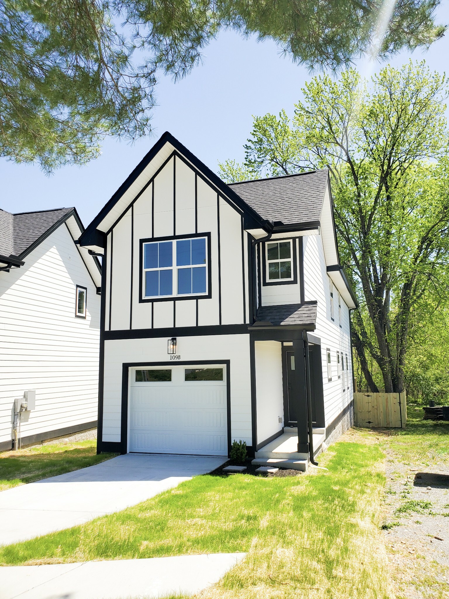 Property Photo: 109B Rayon Dr TN 37138