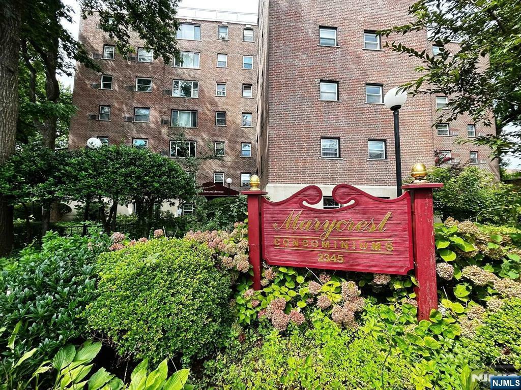 2345 Linwood 4H  Fort Lee NJ 07024 photo