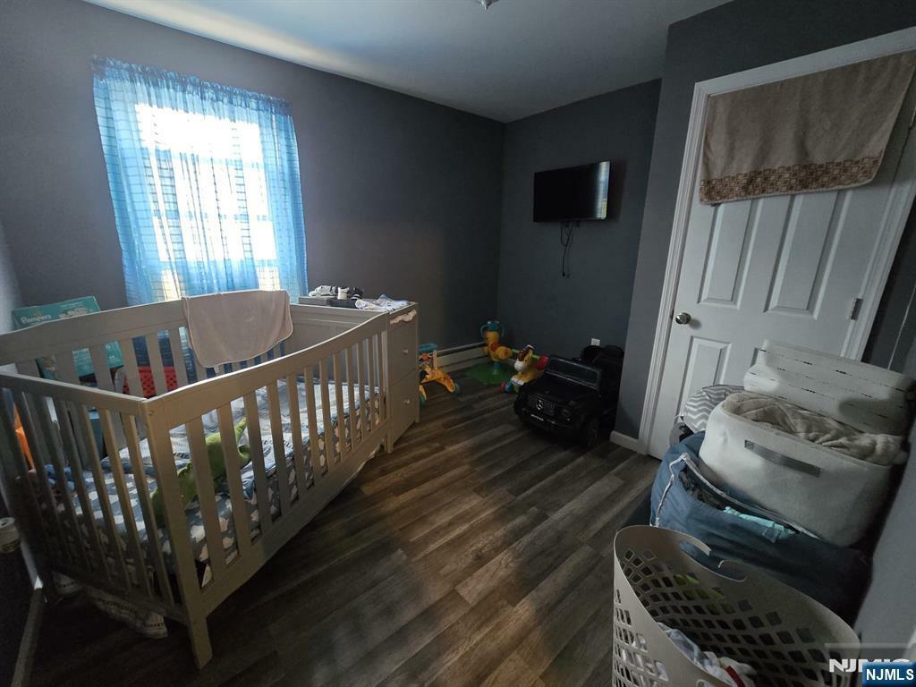 Property Photo:  90 Wakeman Avenue 2  NJ 07104 