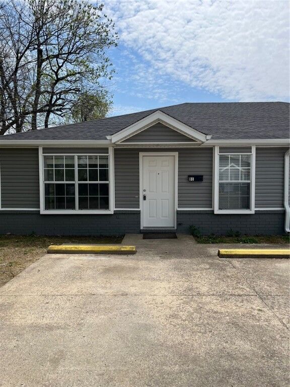 Property Photo:  423 Water Street D1  AR 72764 