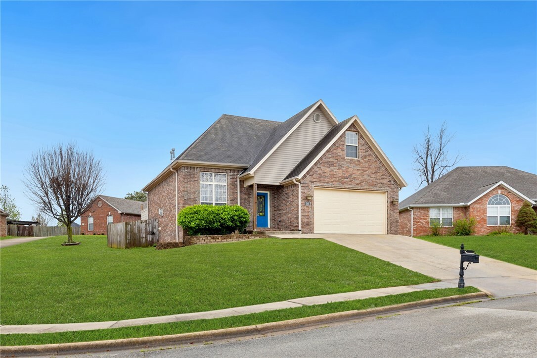 Property Photo: 5101 S 62nd Street AR 72758