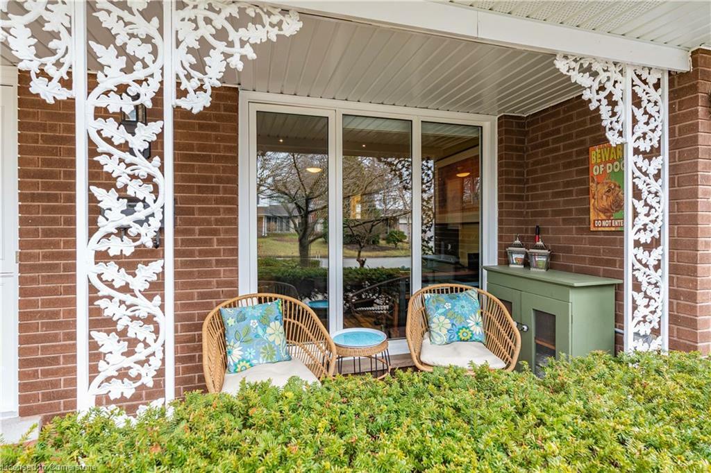 Property Photo: 5111 Bayfield Crescent ON L7L 3J5