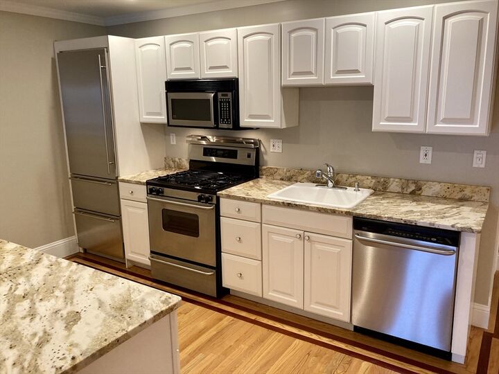 Property Photo:  39 Dorchester St 14  MA 02127 