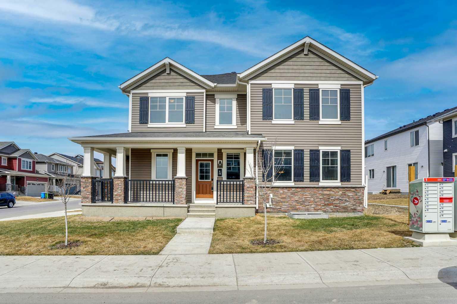 Photo de la propriété: 14 Carringwood Close NW AB T3P 2A9