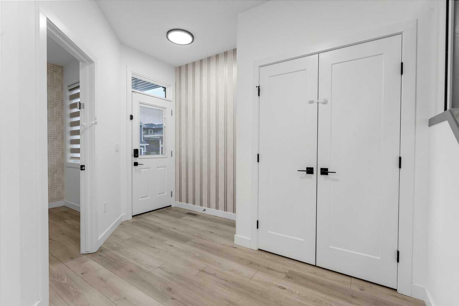 Property Photo: 126 Creekside Way SW AB T2X 4B1