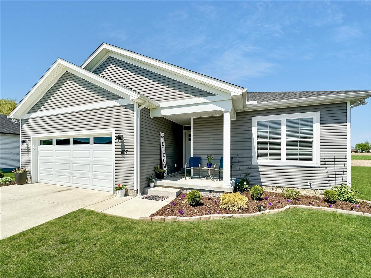 Property Photo: 607 Lockeland Way KY 42134