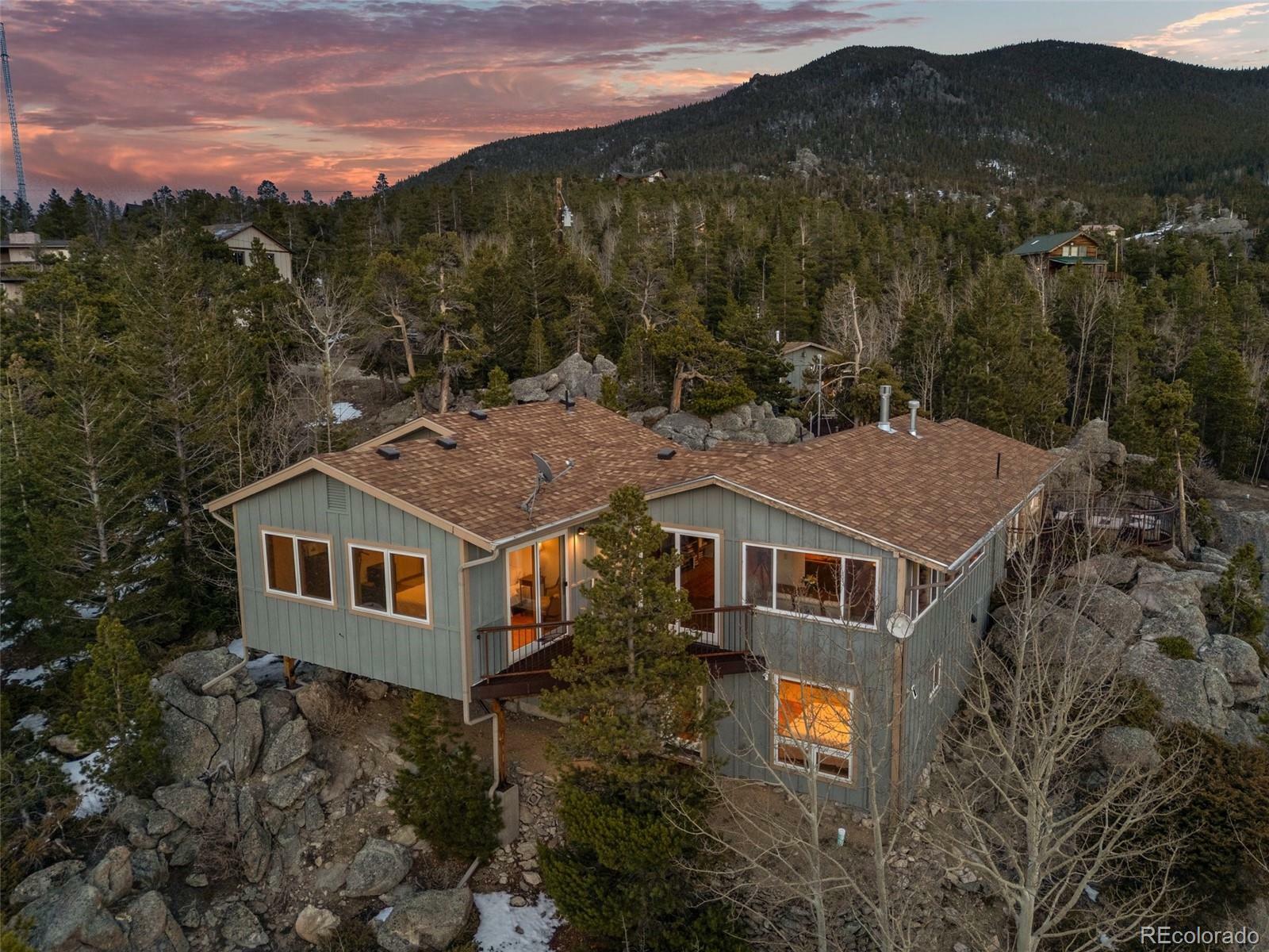 Property Photo: 125 Lynnwood Lane CO 80422