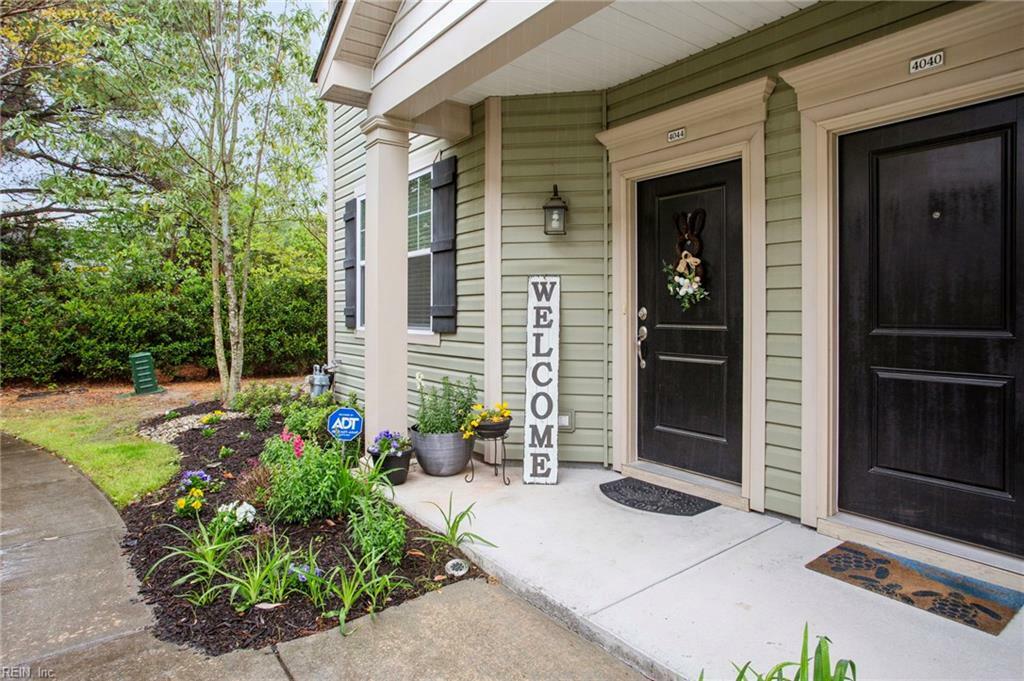 Property Photo: 4044 Clarendon Way VA 23456