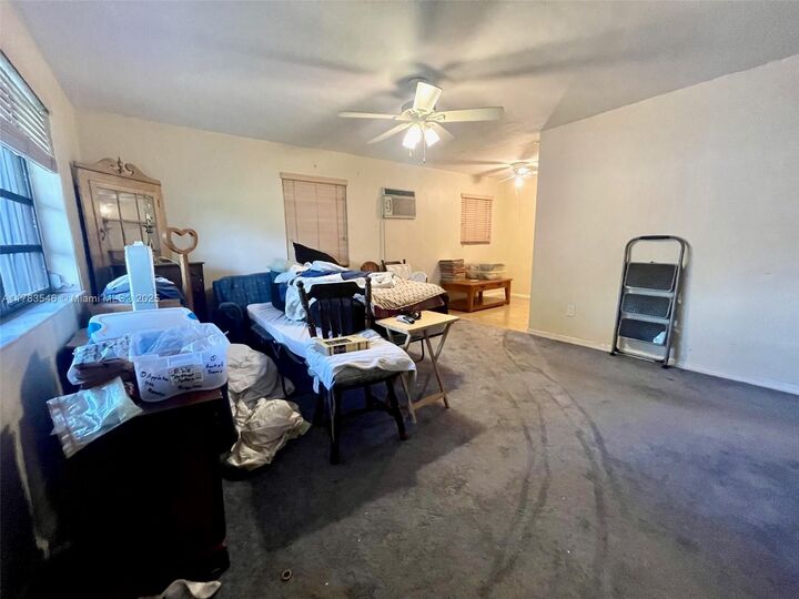 Property Photo: 5455 SW 116th Ave FL 33165