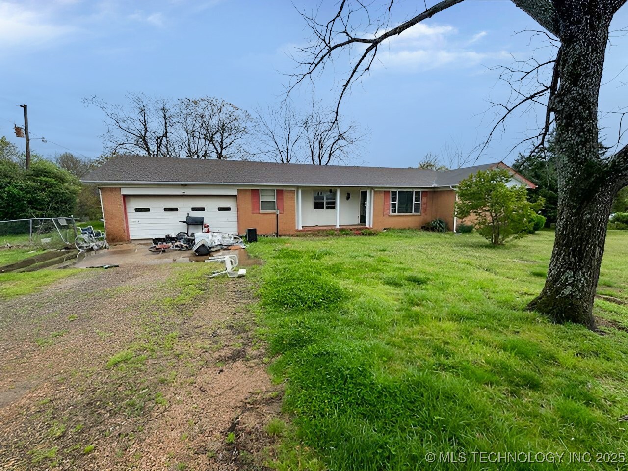 Property Photo: 102749 S 4629 Road OK 74955