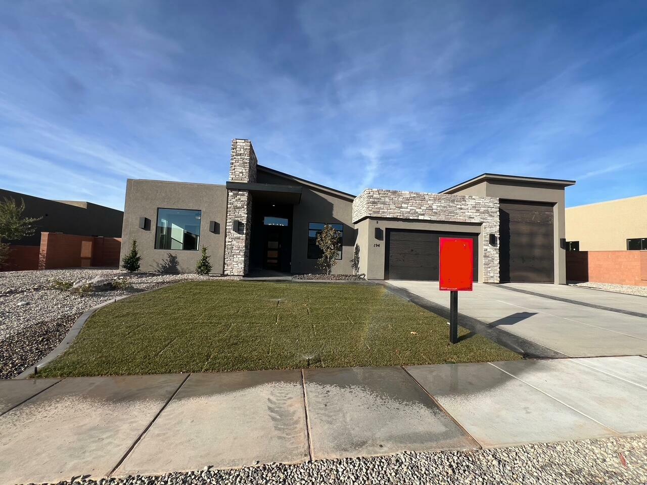 Property Photo: 194 S 700 W UT 84738