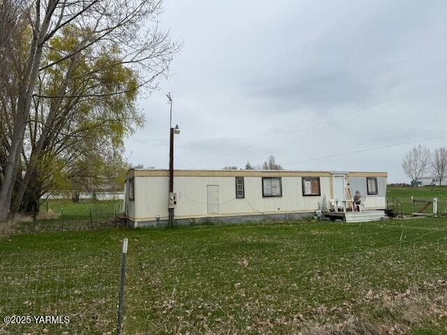 Property Photo:  91 Trepanier Ct  WA 98947 