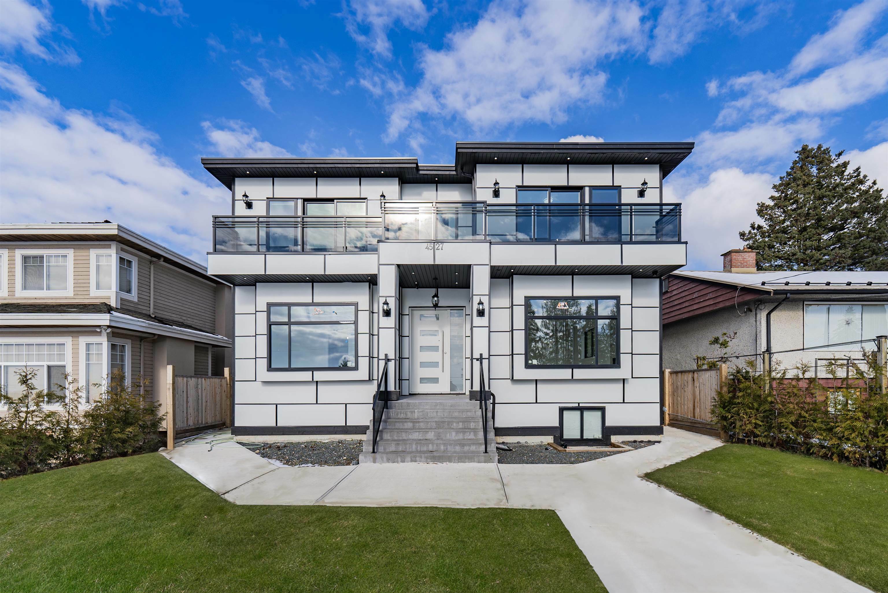 Property Photo: 4527 Clinton Street BC V5J 2K6