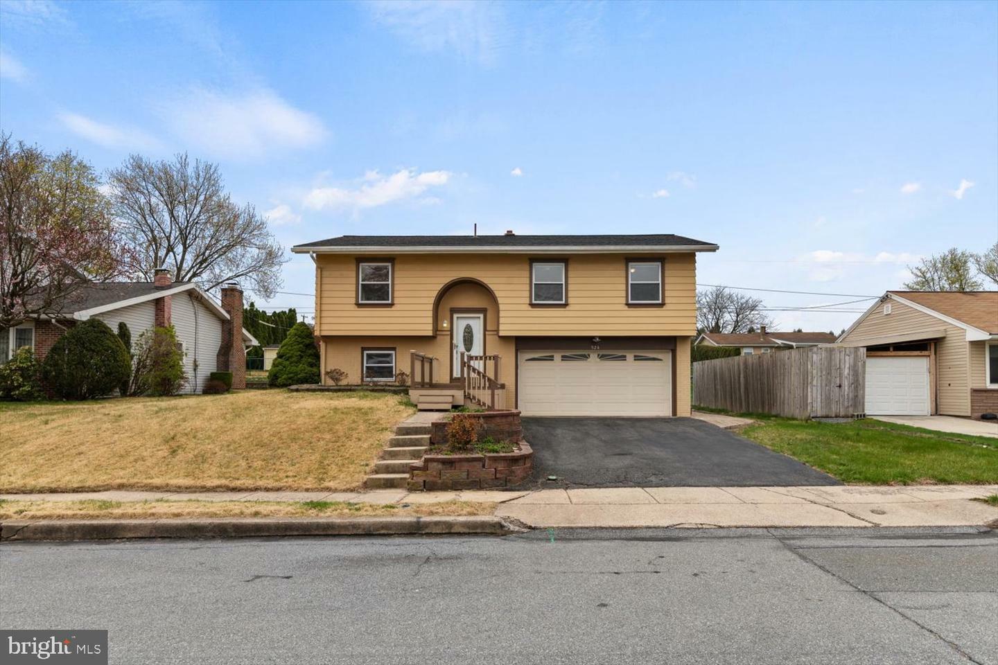 Property Photo: 924 Belair Avenue PA 19607