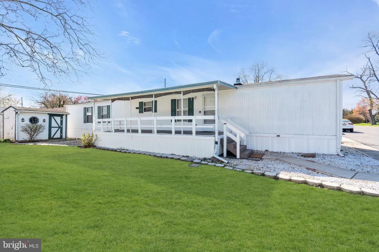 Property Photo: 511 Wrightstown Sykesville Road Unit 71 NJ 08562