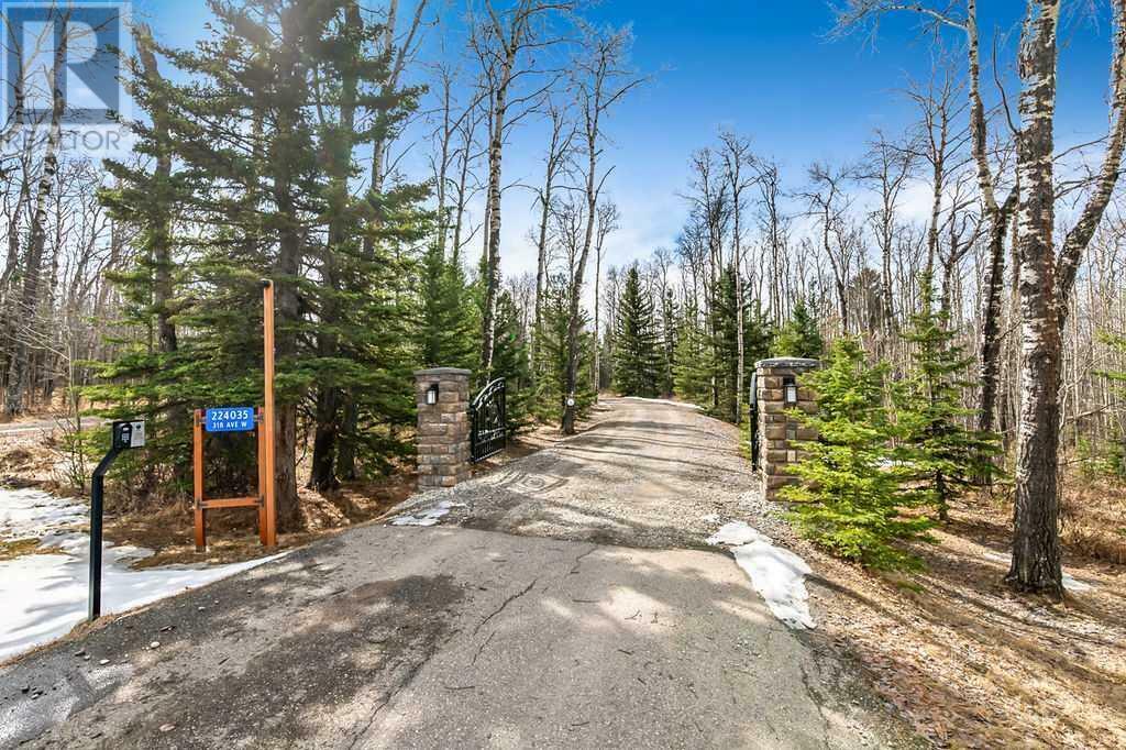 Property Photo: 224035 318 Avenue West AB T0L 1K0