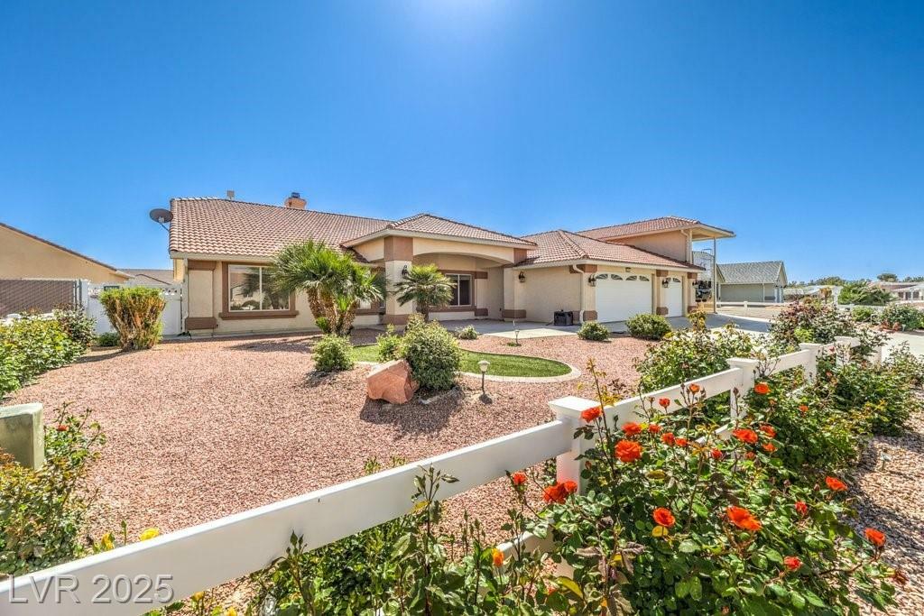 Property Photo: 5231 East Chasemoor Street NV 89061