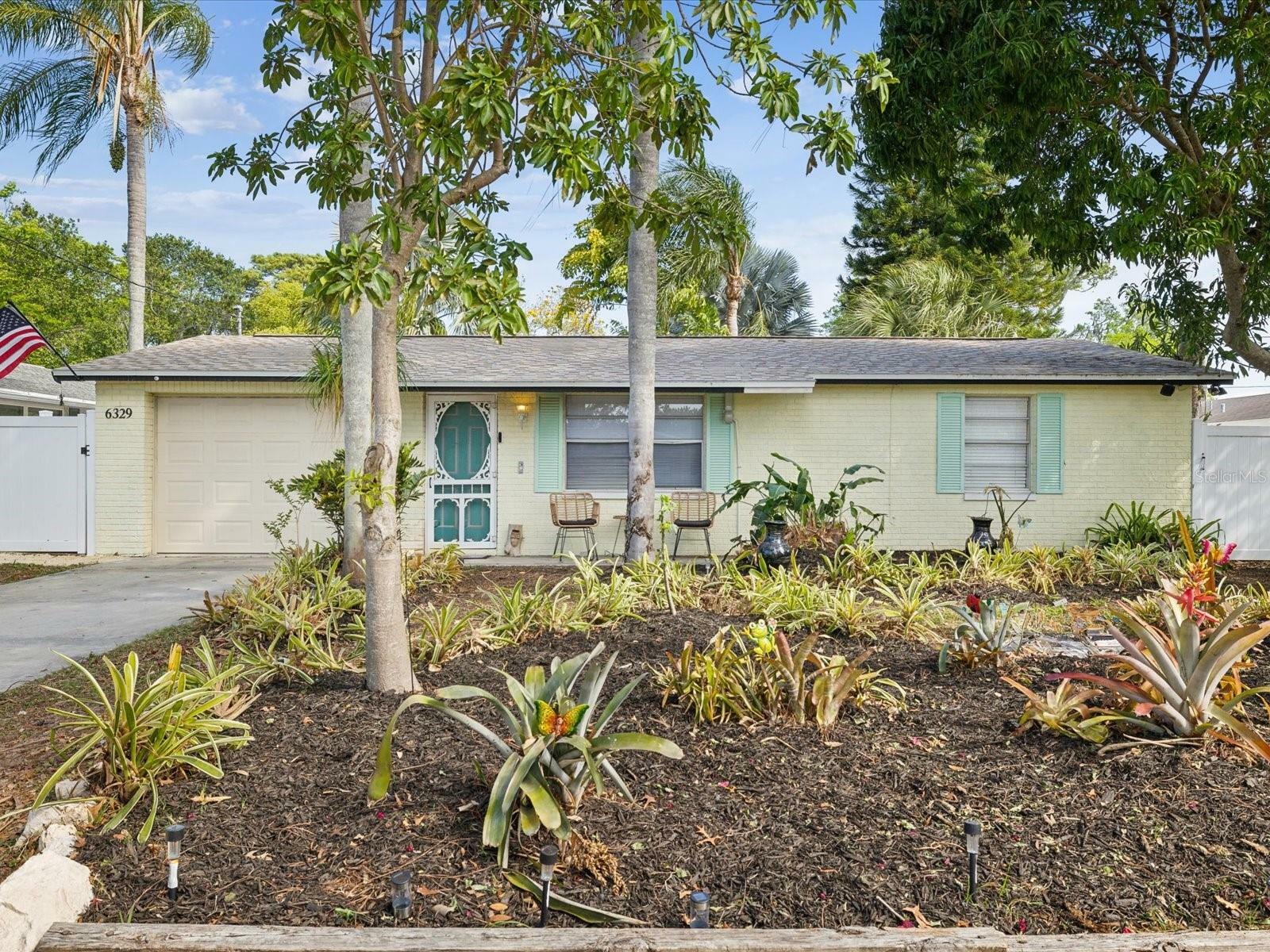 Property Photo: 6329 Alaska Avenue FL 34653