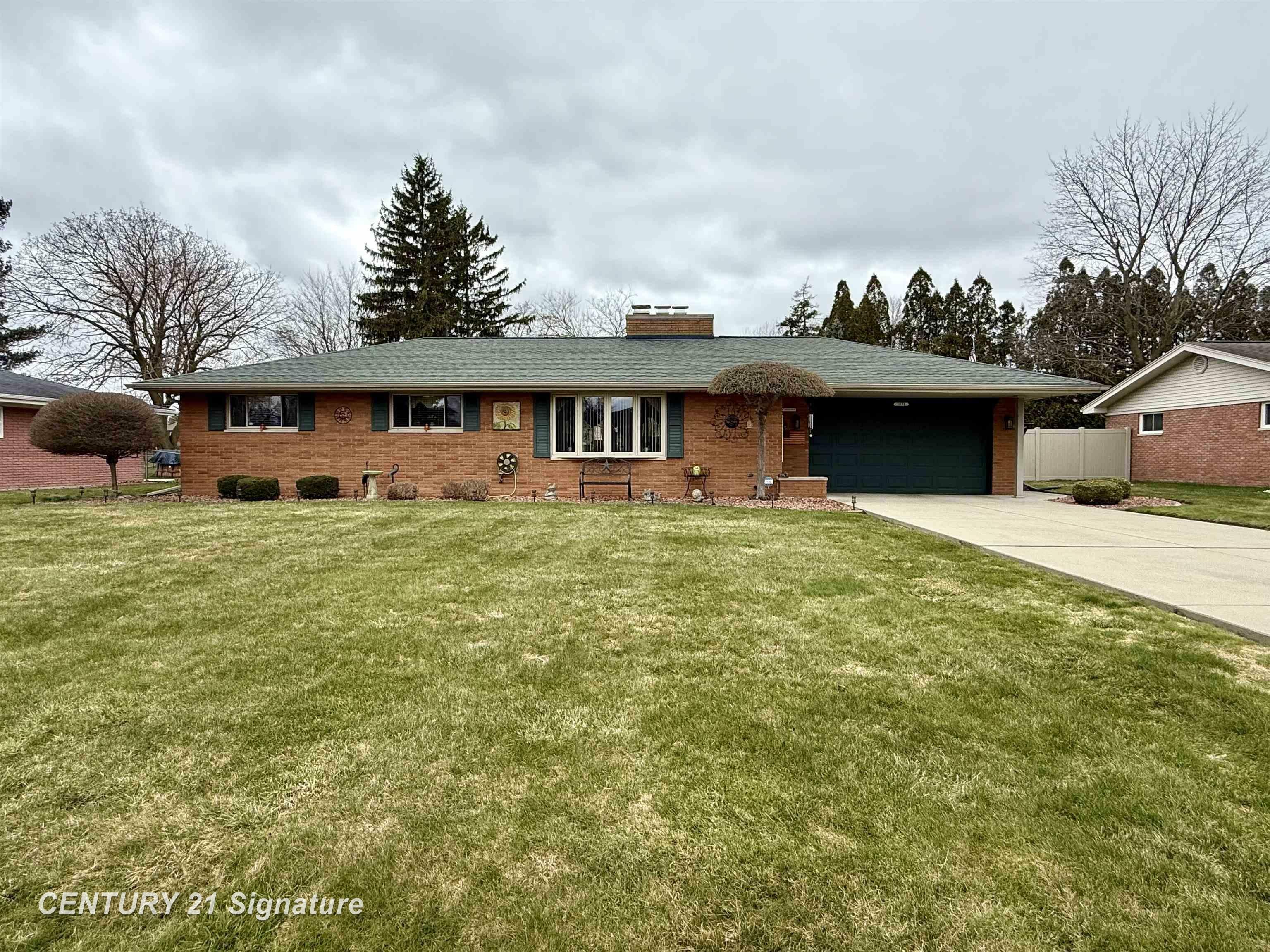 Property Photo: 1031 Allendale Drive MI 48638
