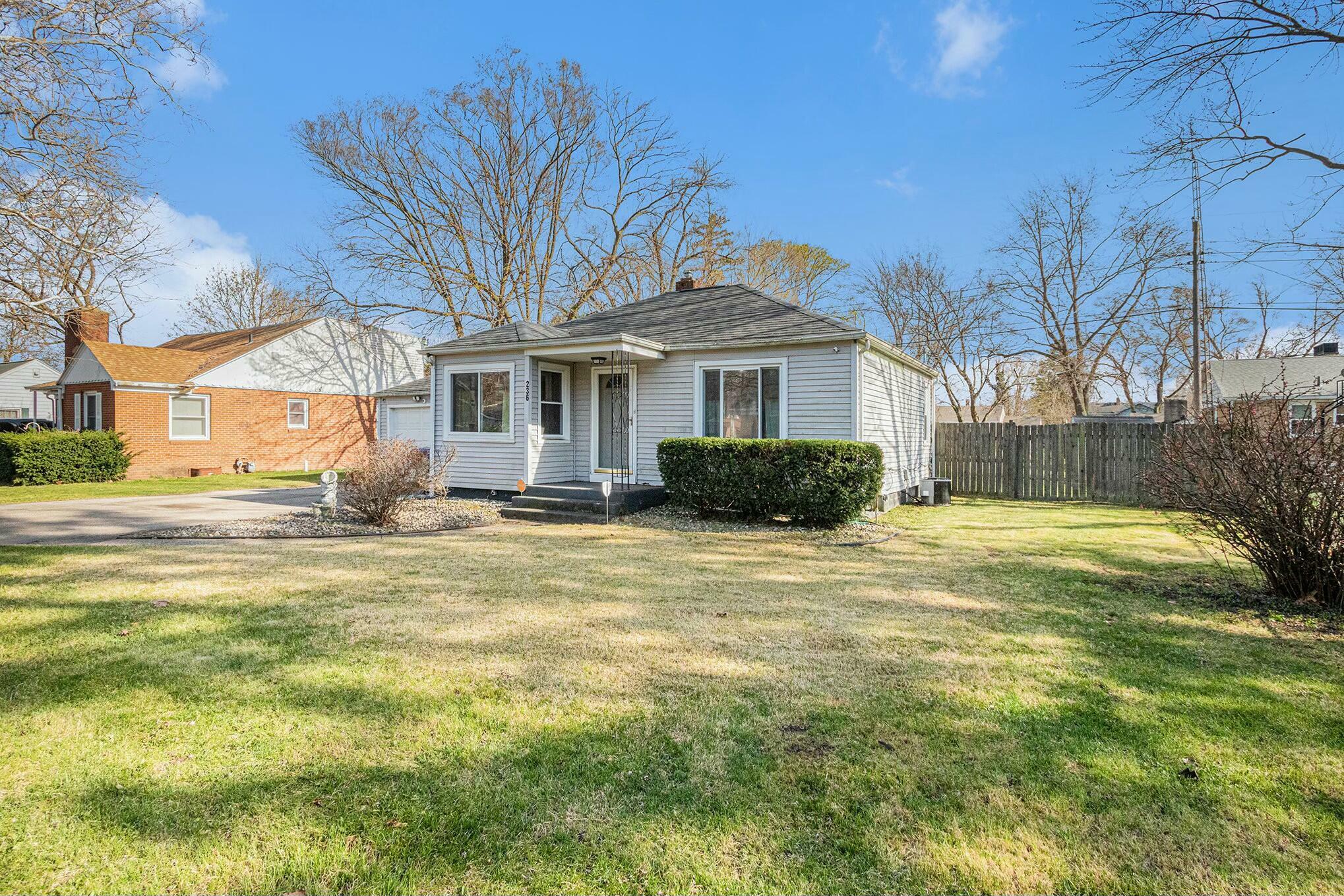 Property Photo: 236 Helmar Court MI 49022
