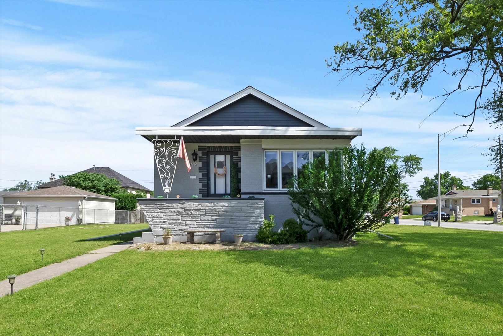 6200 W 94th Street  Oak Lawn IL 60453 photo