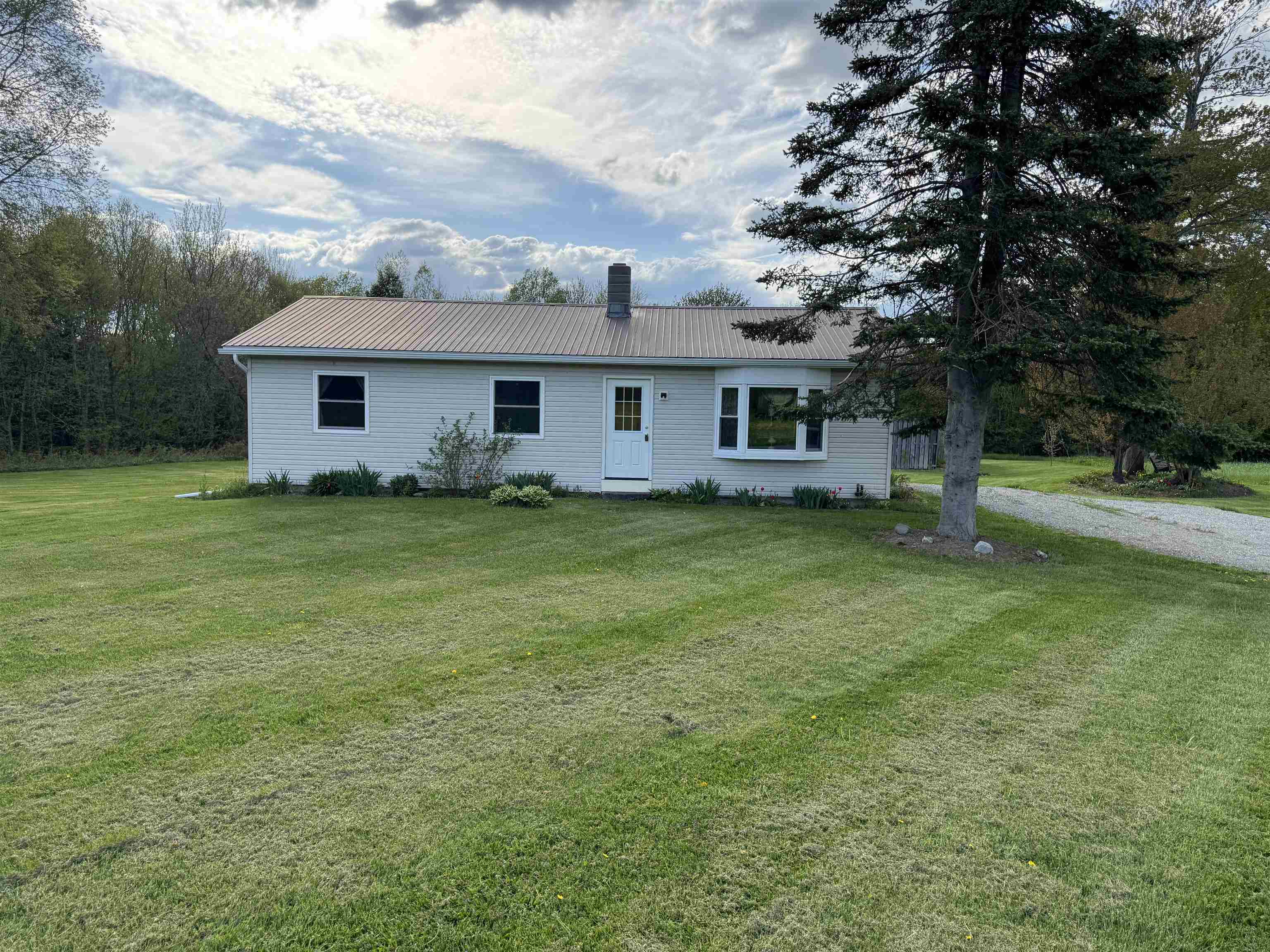 Property Photo: 3382 Randolph Road VT 05661