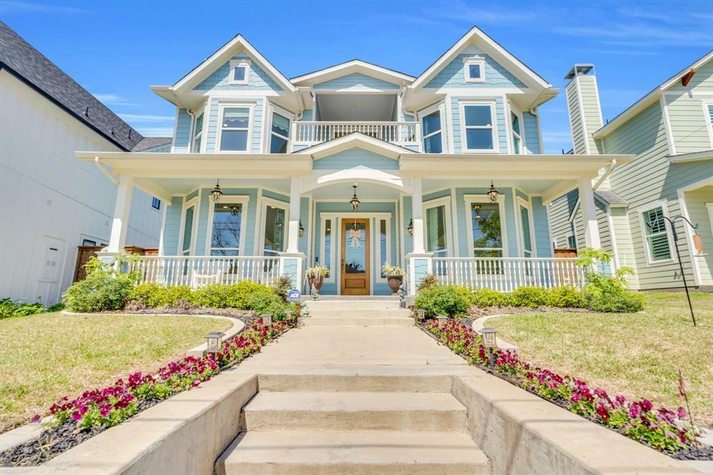 Property Photo: 403 N Rogers Street TX 75165