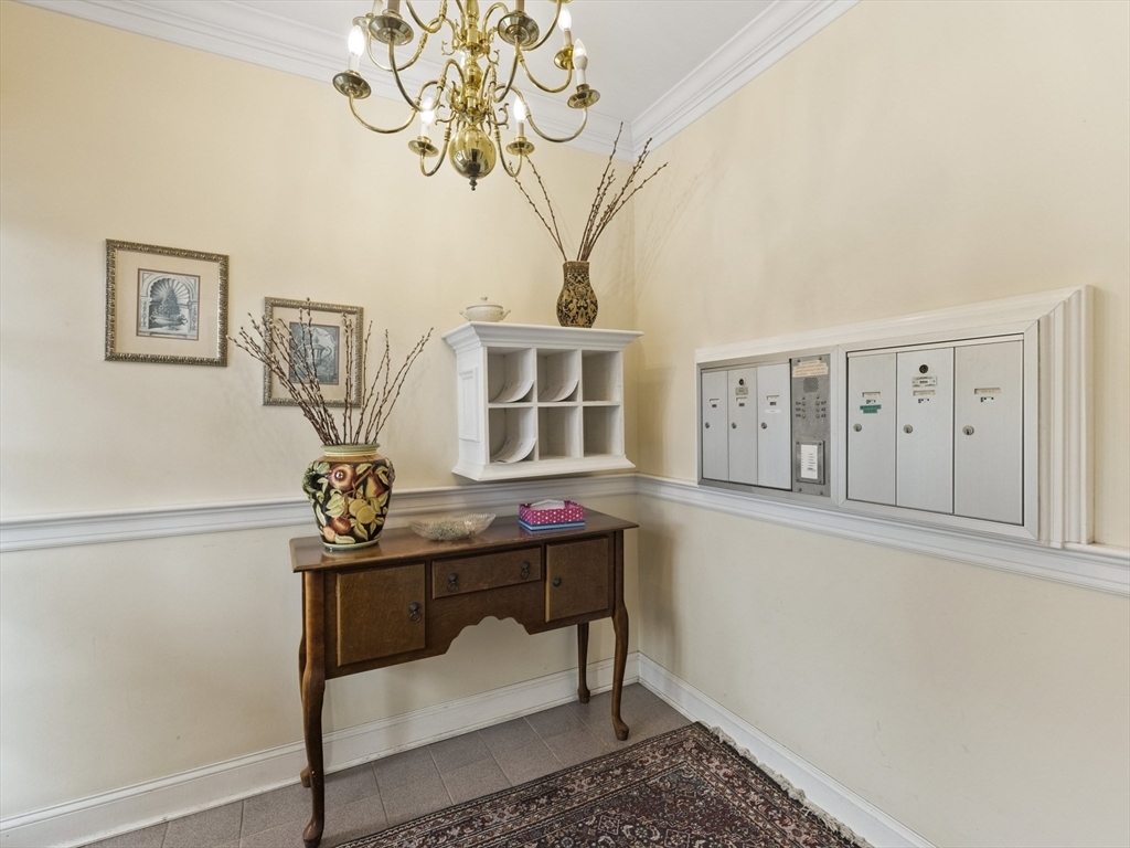 Property Photo: 5 Porter Rd 105 MA 01810