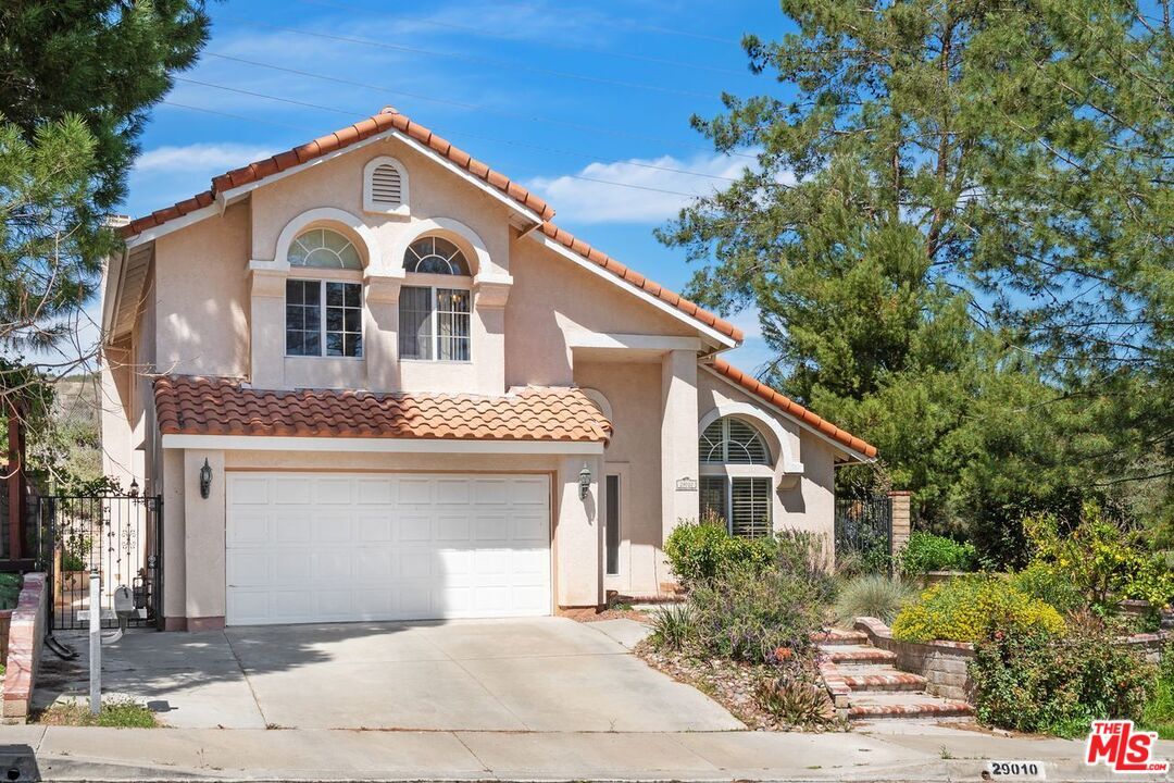 Property Photo: 29010 Shadow Valley Ln CA 91390