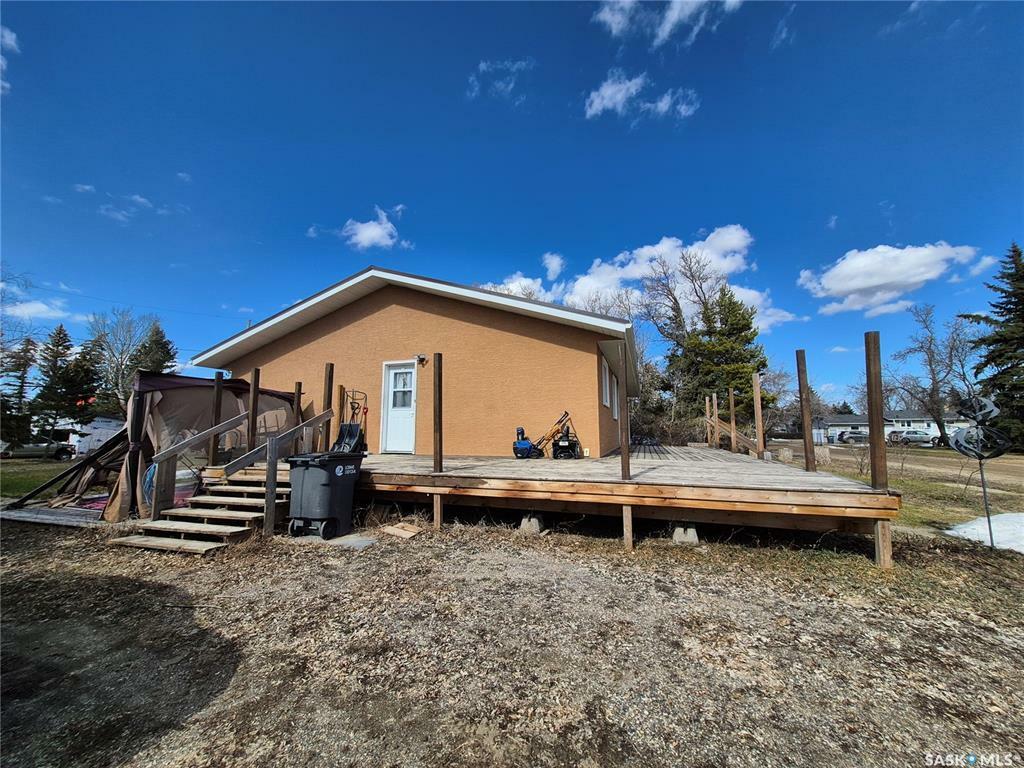 Property Photo: 102 Campkin Street SK S0G 1V0