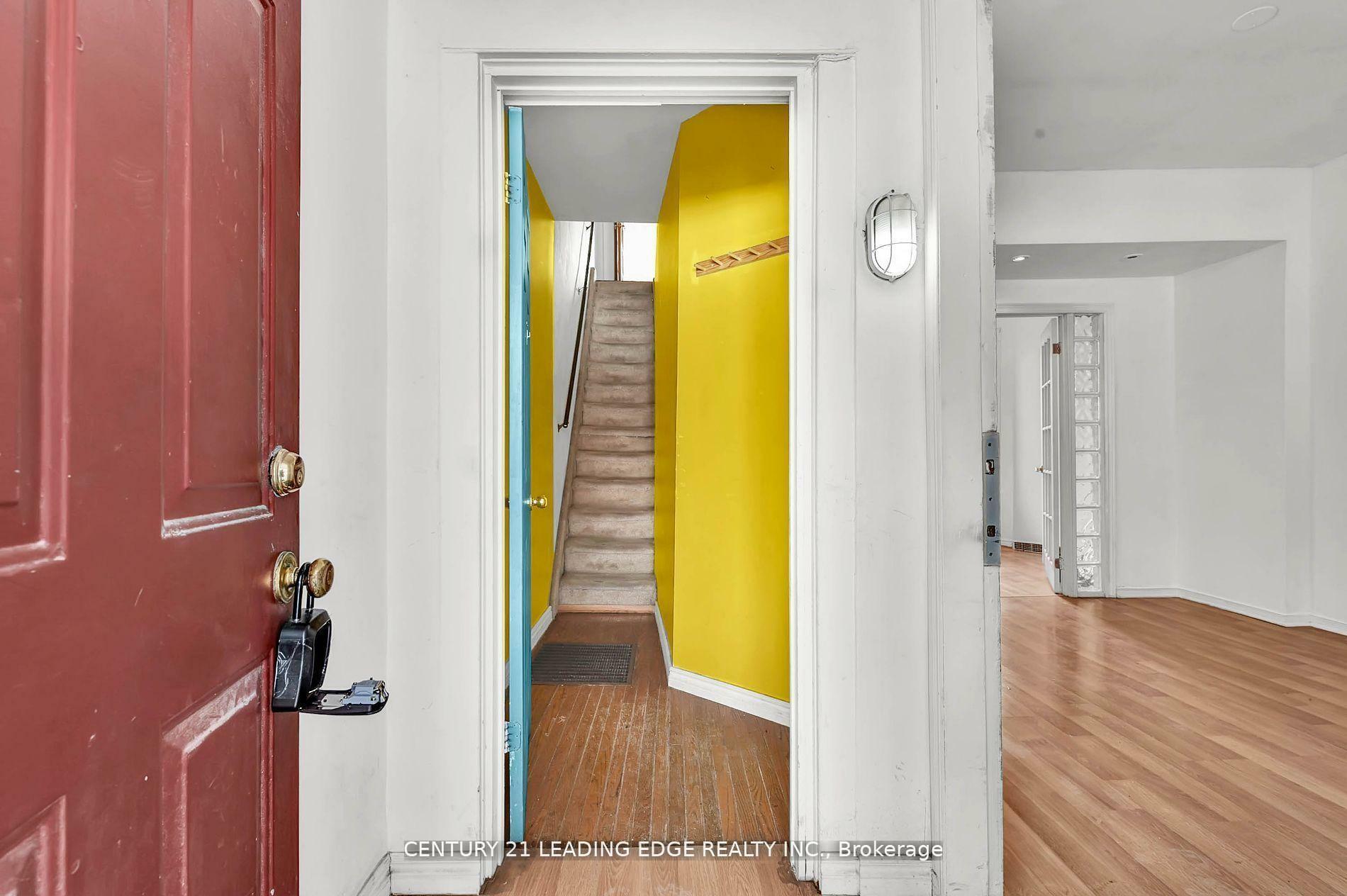 Photo de la propriété: 7 Hunter Street ON M4J 1C1