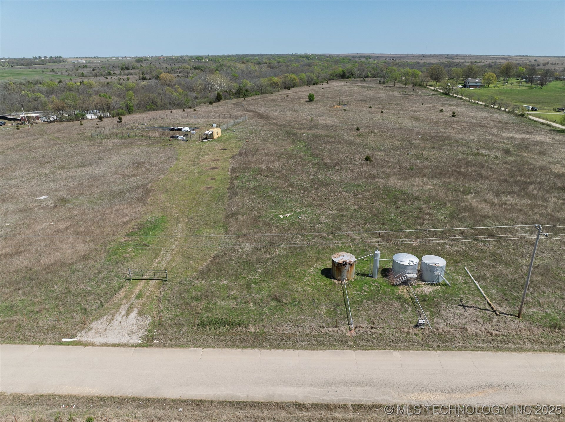 Property Photo:  N 4060 Road  OK 74048 