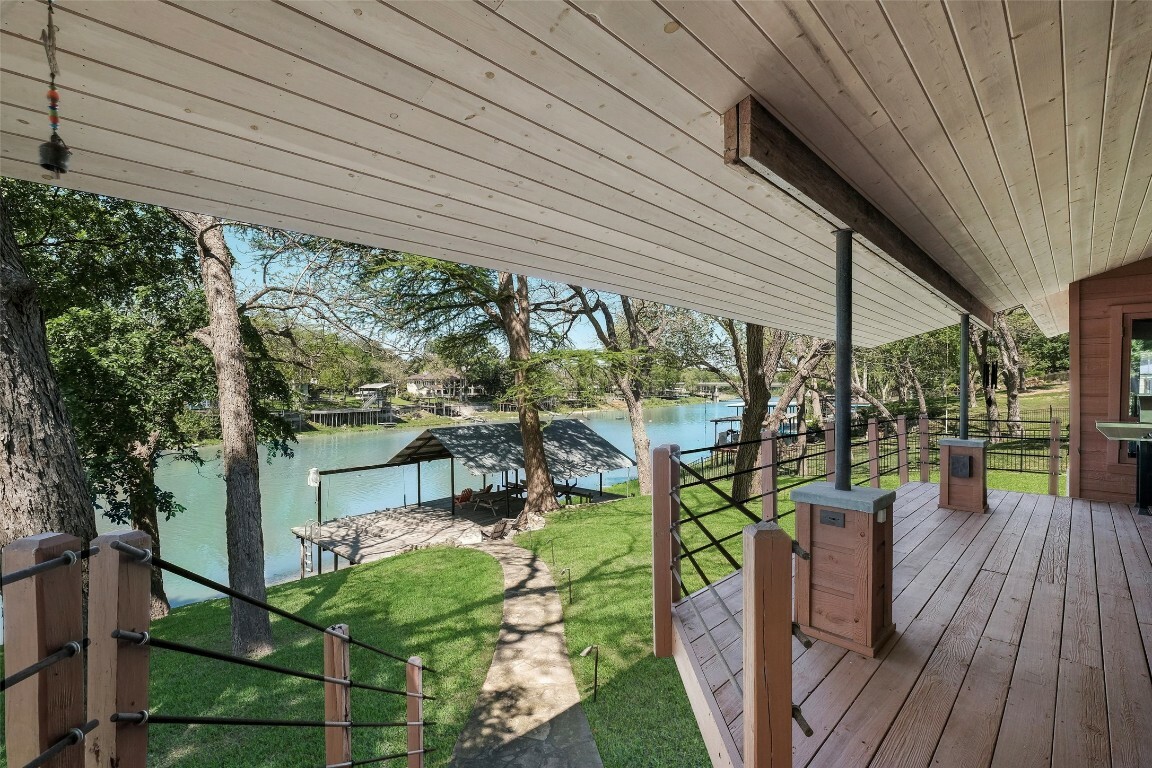 Property Photo: 200 Turtle Lane TX 78155