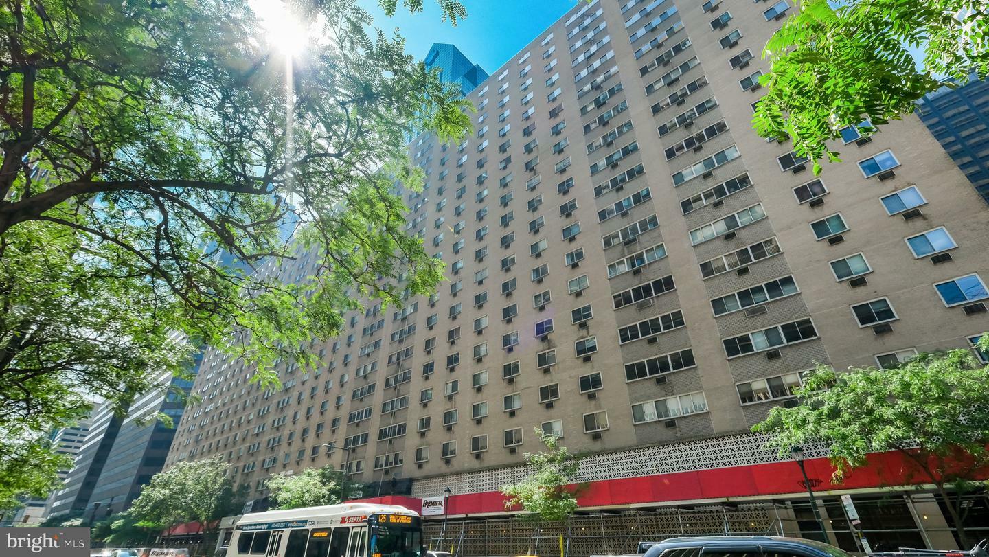 Property Photo: 1900 John F Kennedy Boulevard 1412 PA 19103
