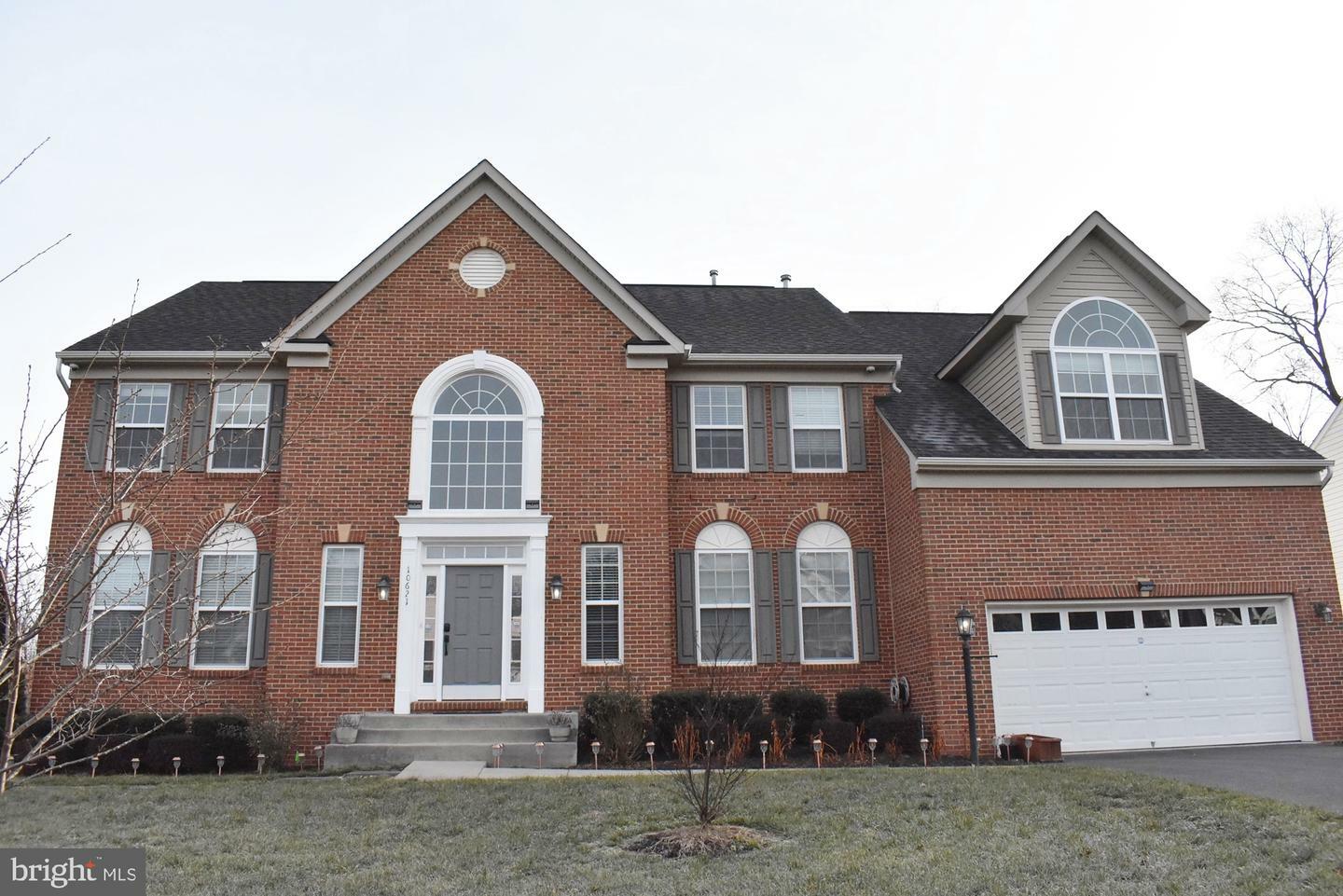 Property Photo: 10621 Smith Pond Lane VA 20112