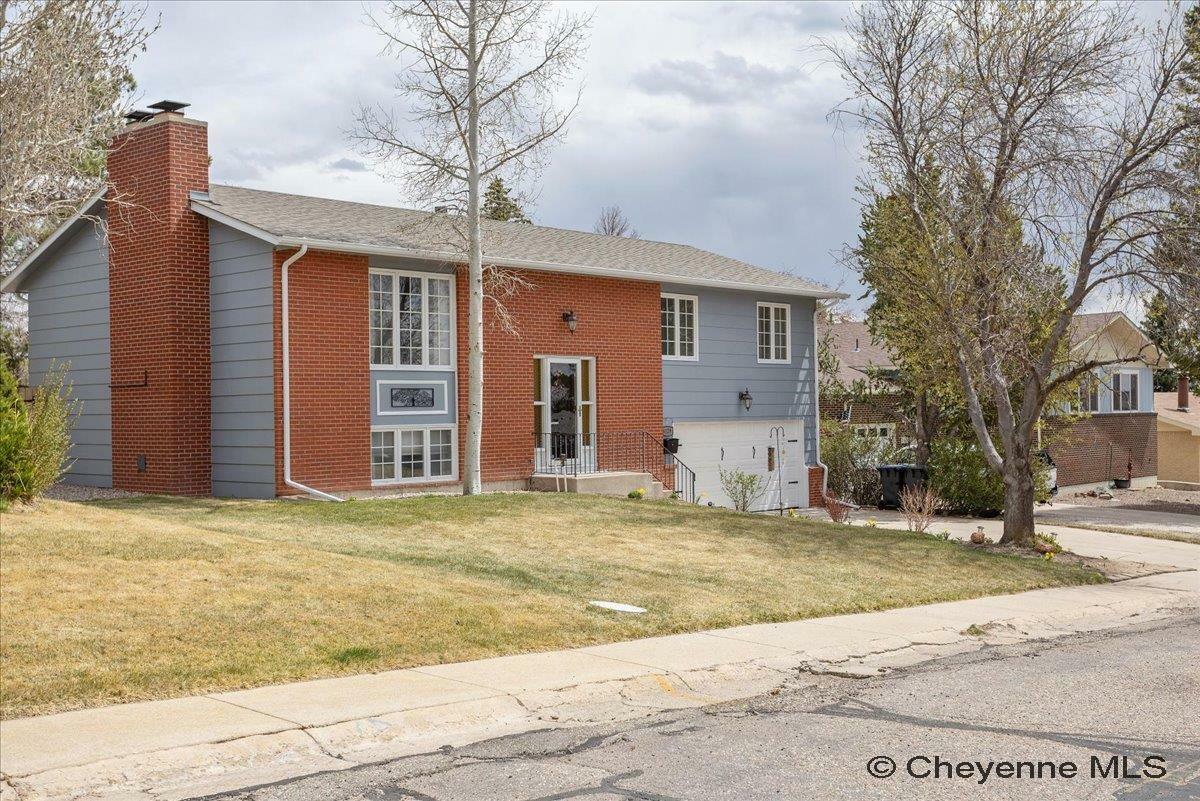 Property Photo: 6129 Shaun Ave WY 82009