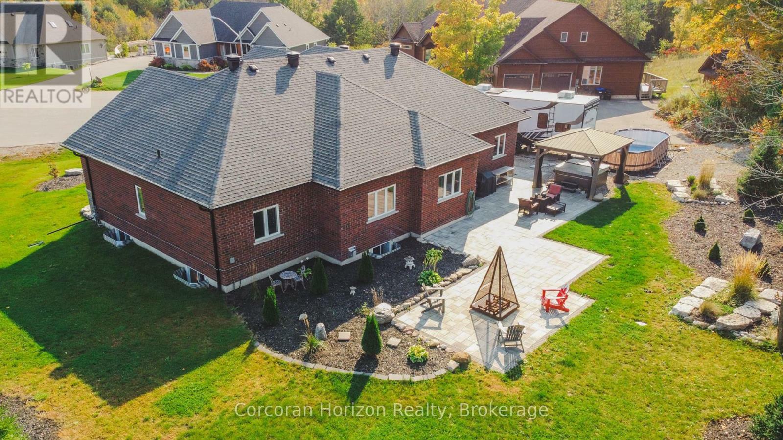 Property Photo: 12 Reids Ridge ON L0K 1N0