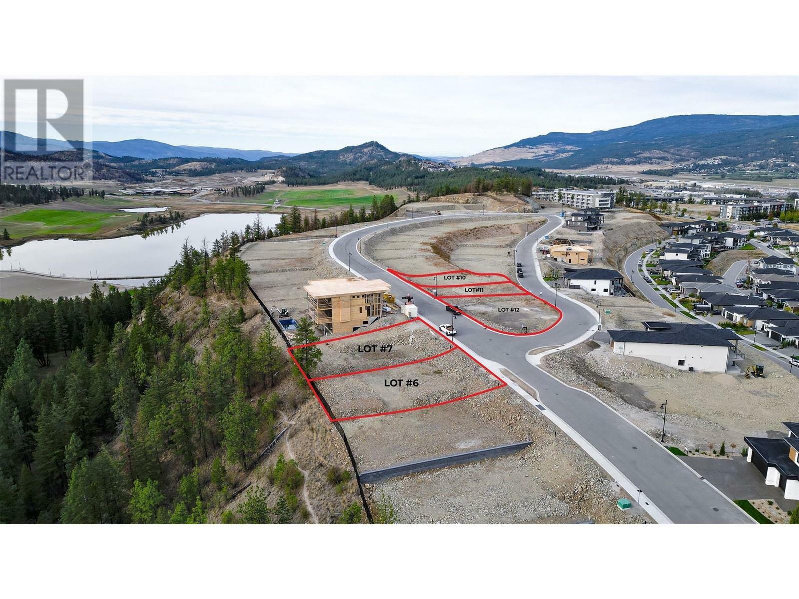 Photo de la propriété:  671 Kingswood Terrace  BC V1V 0J2 